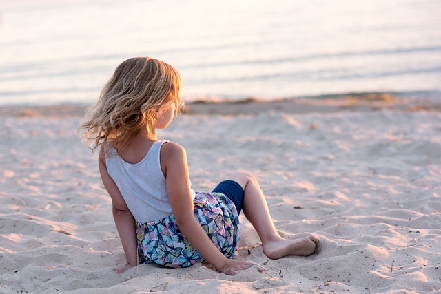Mindfulness for kids at the beach